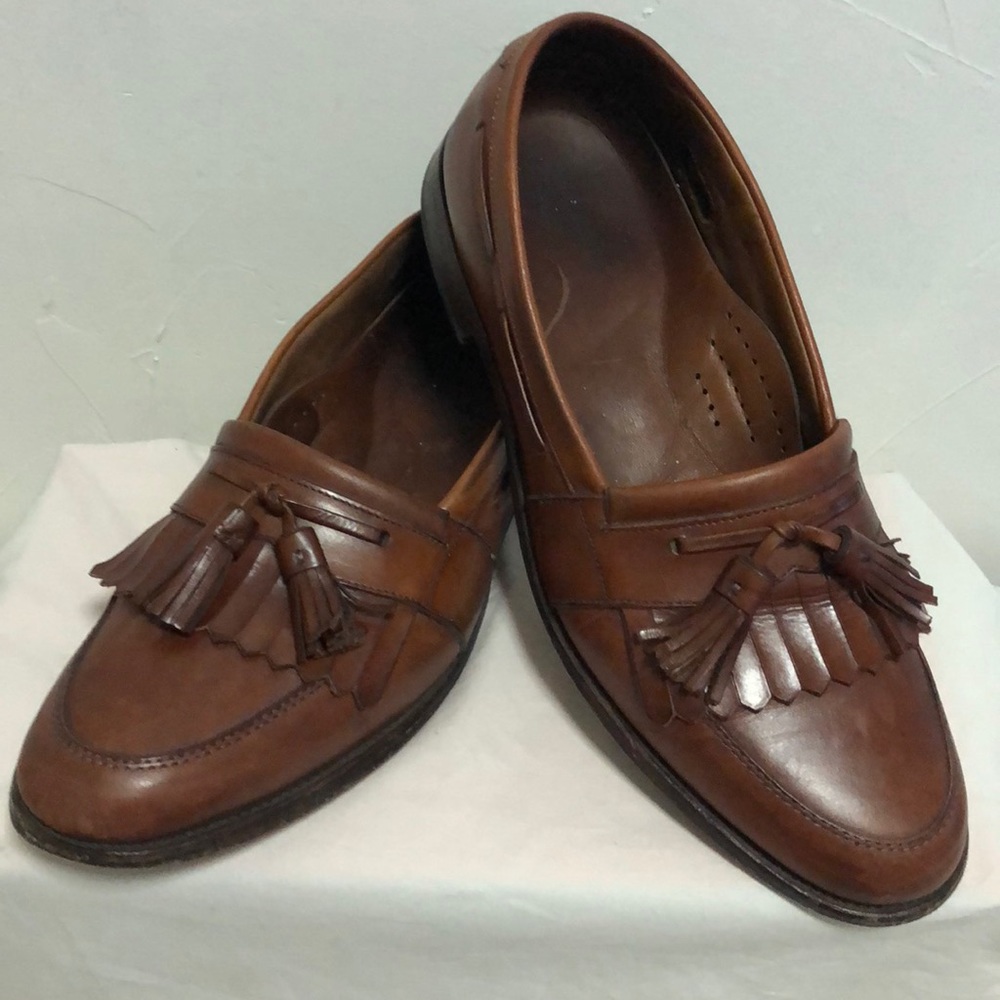 🍁 ALLEN EDMONDS 11D TASSEL LOAFER SLIP-ON